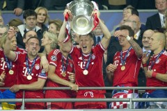 拜仁将与多特进行传奇赛 纪念三冠王十周年